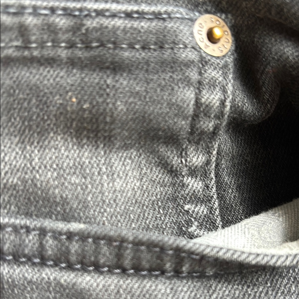 Jeans - Picture 3 of 9